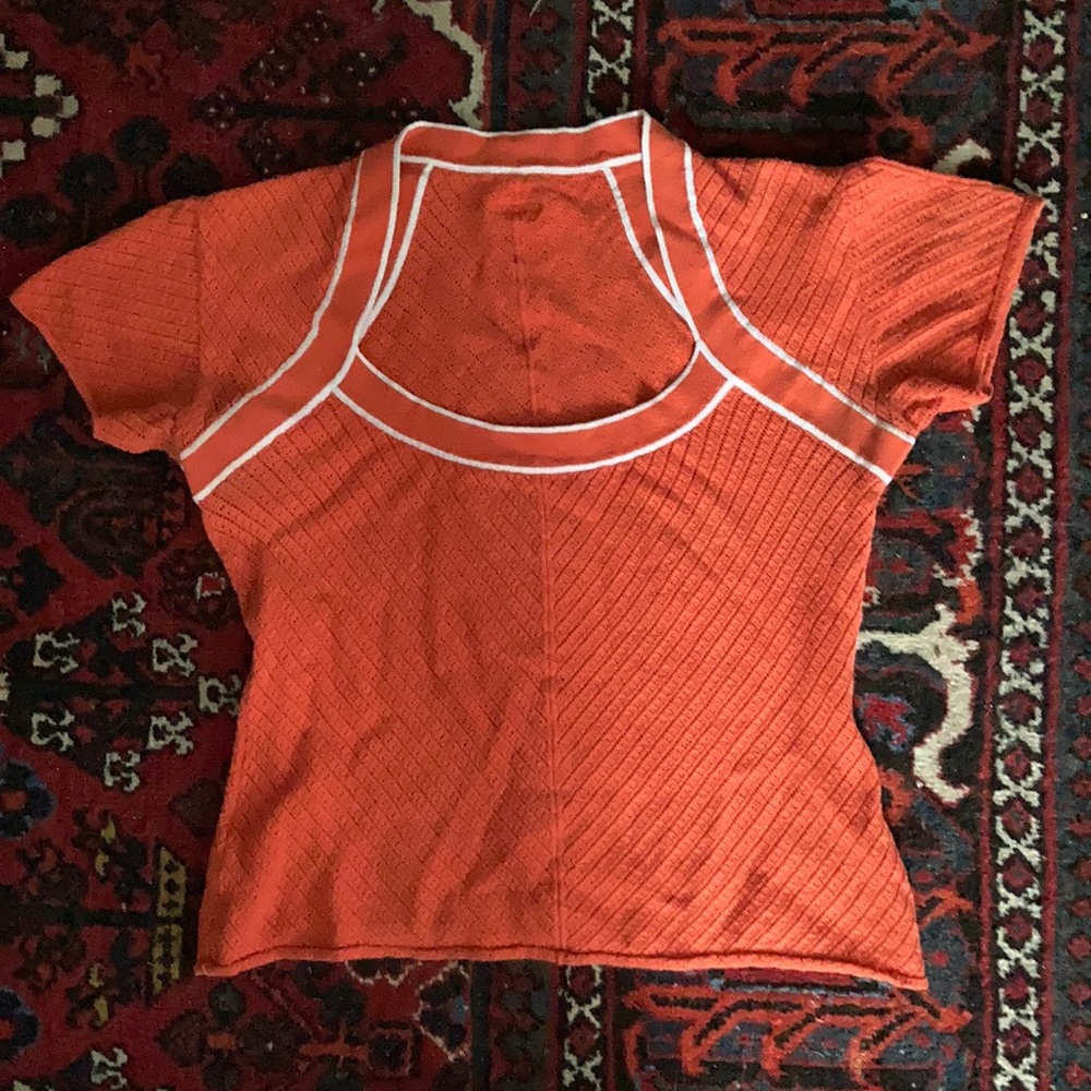 Super cute vintage dolce & gabbana shirt 💃🏻